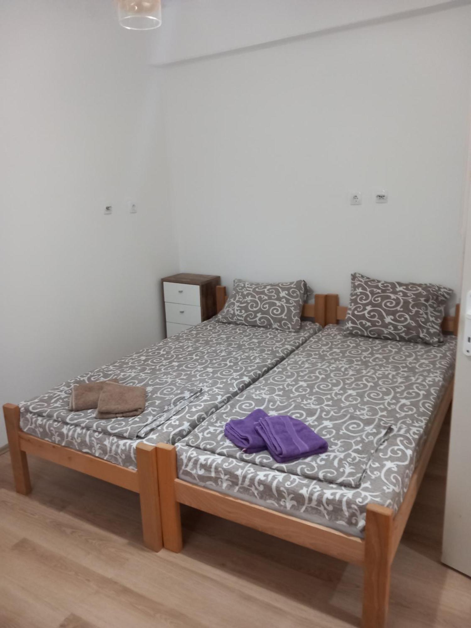 Rm Castell Apartments Novi Sad Luaran gambar