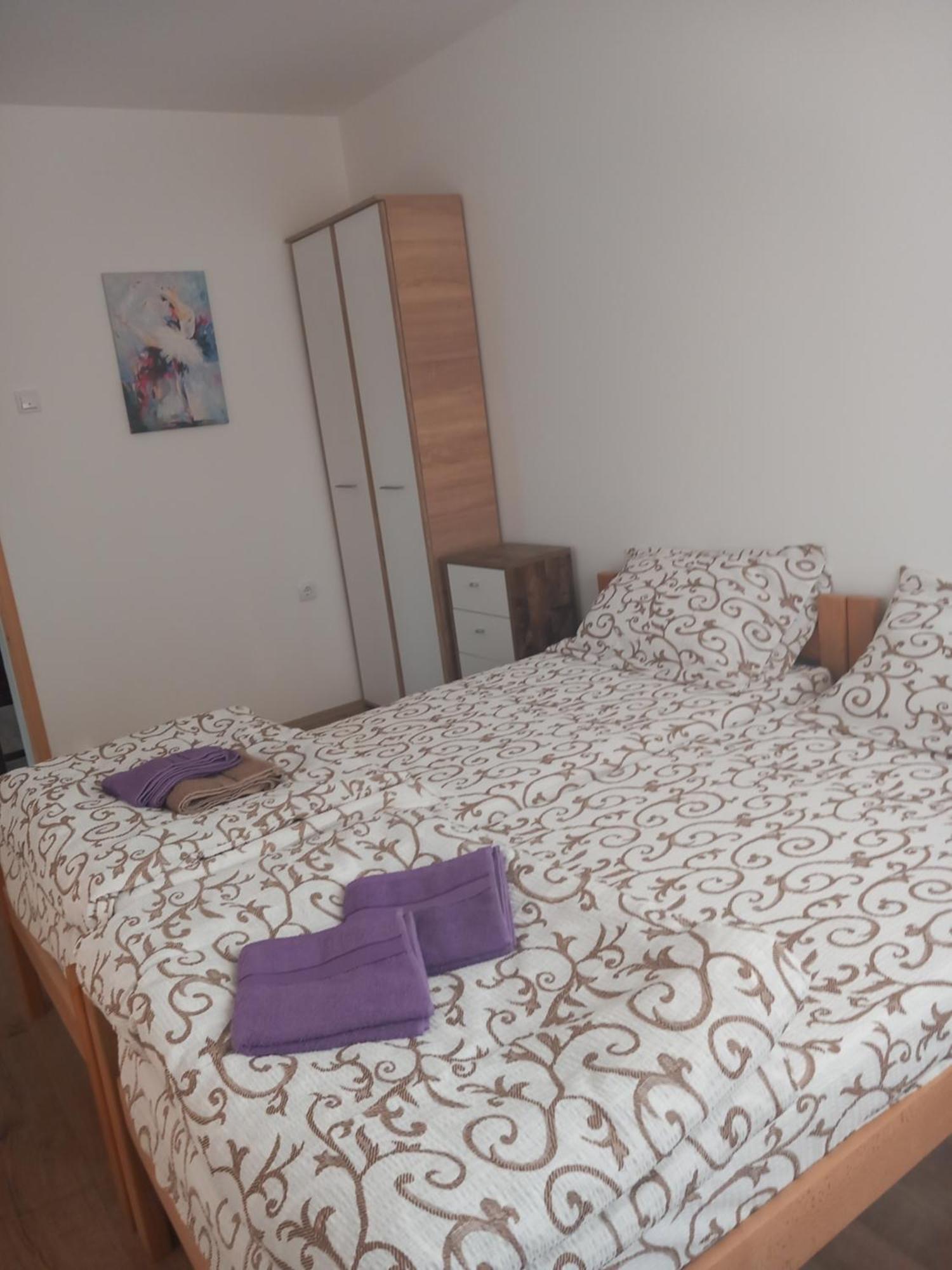 Rm Castell Apartments Novi Sad Luaran gambar